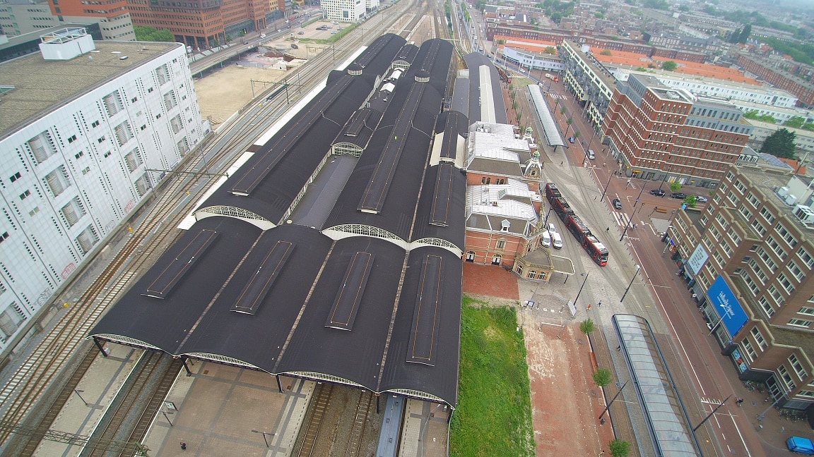 Roof covering The Hague Hollands Spoor completely refurbished